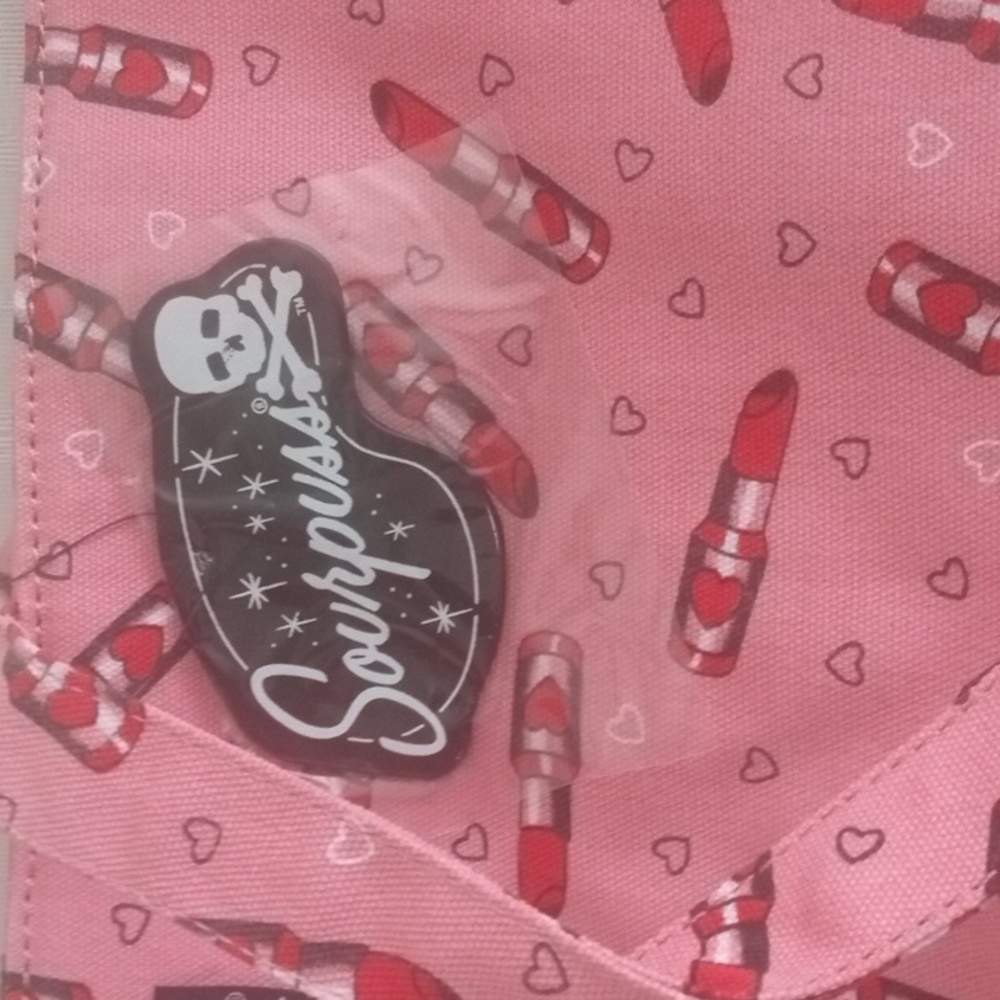 Sourpuss Canvas Carry All Tote Bag Pink with Red Lipsticks & Hearts New - Picture 6 of 9
